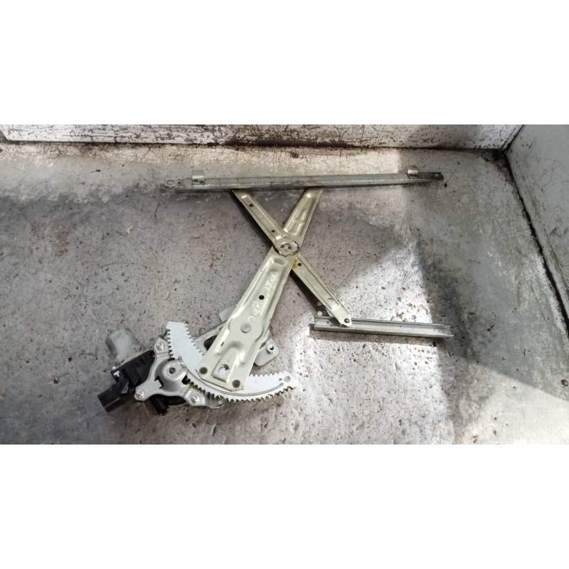 Recambio de elevalunas delantero izquierdo para citroën c-crosser 2.2 hdi fap cat referencia OEM IAM   