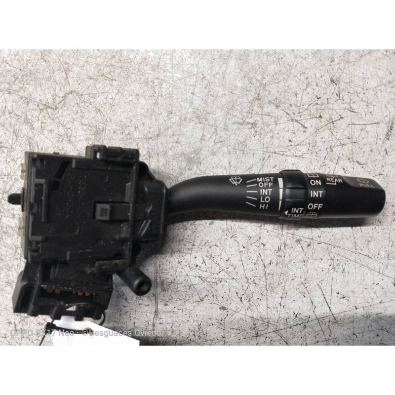 Recambio de mando limpia para toyota corolla verso (r1) 2.2 d-4d luna referencia OEM IAM 173654  