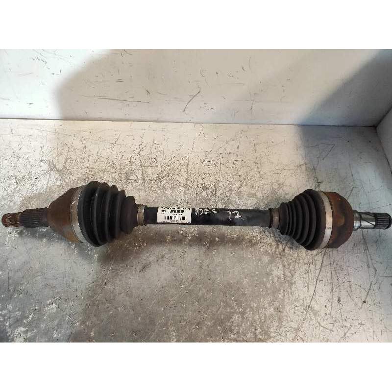 Recambio de transmision delantera izquierda para opel insignia berlina edition referencia OEM IAM 13228204 20CDTI 2008