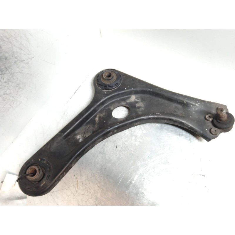 Recambio de brazo suspension inferior delantero derecho para citroen c2 furio referencia OEM IAM   