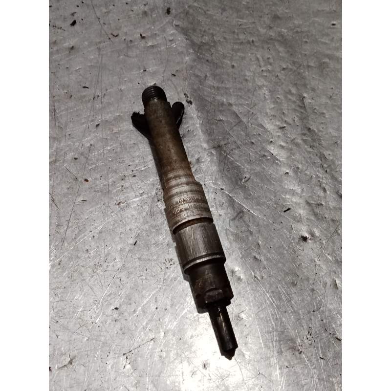 Recambio de inyector para volkswagen golf iv (1j1) 1.9 tdi referencia OEM IAM 038130201 19TDI 1998