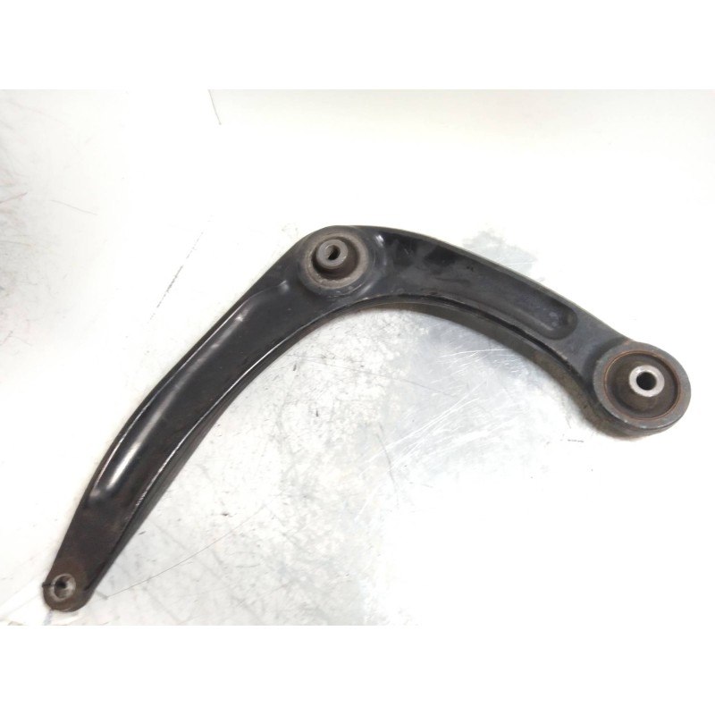 Recambio de brazo suspension inferior delantero derecho para citroen c4 picasso avatar referencia OEM IAM   