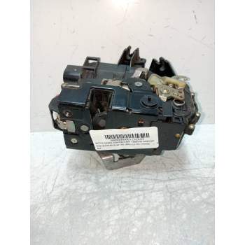 MOTOR CIERRE CENTRALIZADO TRASERO DERECHO 4B0839016G 5P 2000