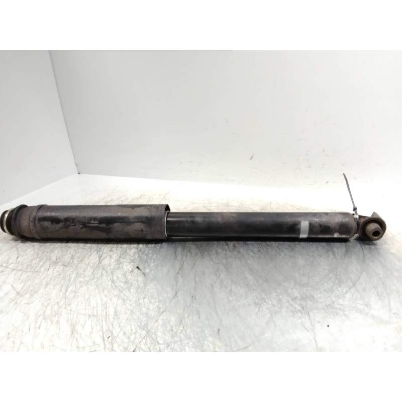 Recambio de amortiguador trasero para toyota auris 1.6 16v cat referencia OEM IAM  16G 2006