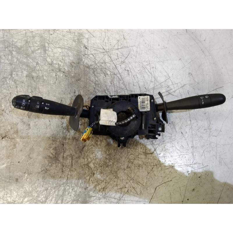 Recambio de mando luces para dacia logan express ambiance referencia OEM IAM 8200792575  