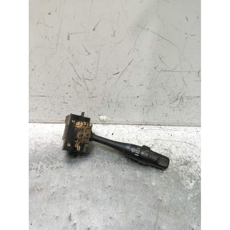 Recambio de mando limpia para nissan terrano ii (r20) 2.7 td 4wd referencia OEM IAM 257SA54394779D 030904 36928D31A0