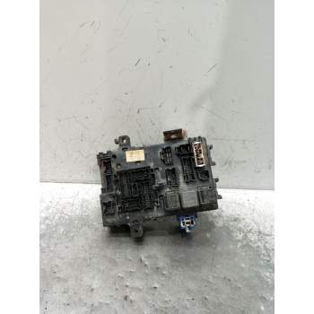 CAJA RELES / FUSIBLES 7101247907 285519F 9045WK8530
