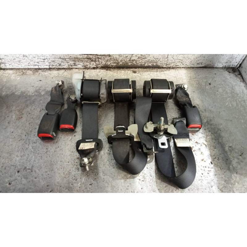 Recambio de juego cinturones trasero para citroën c-crosser 2.2 hdi fap cat referencia OEM IAM   