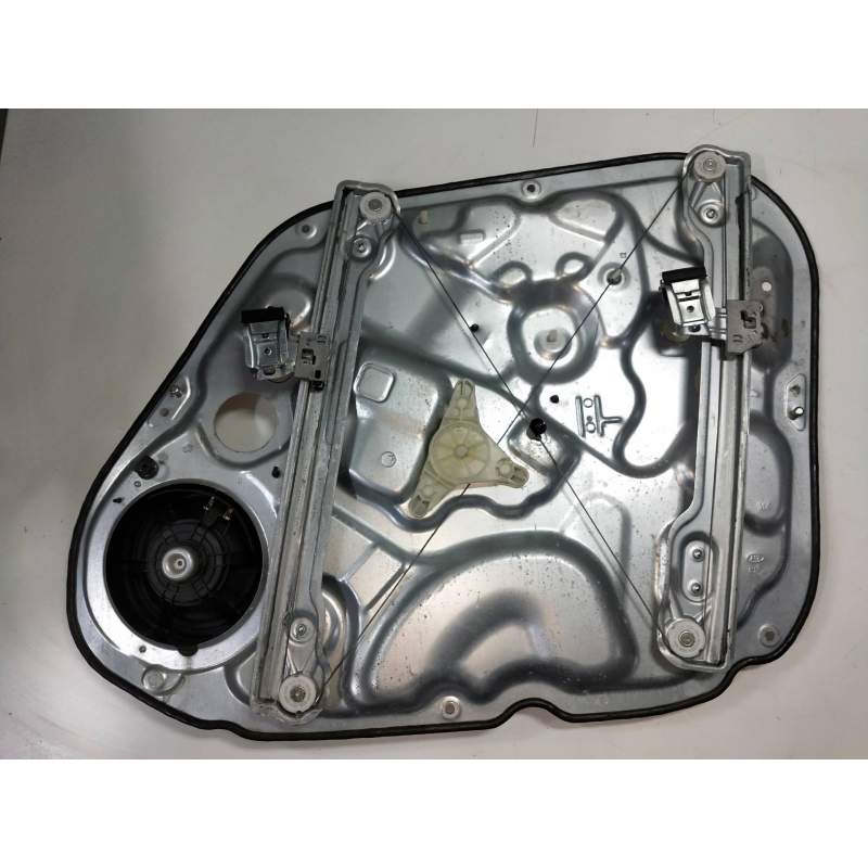 Recambio de elevalunas delantero izquierdo para kia venga 1.4 crdi cat referencia OEM IAM 824501P010  5P