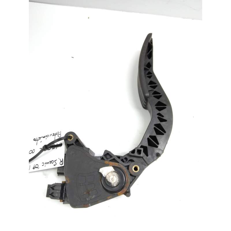 Recambio de potenciometro pedal para renault scenic iii dynamique referencia OEM IAM 180020024R 16DCI 2009