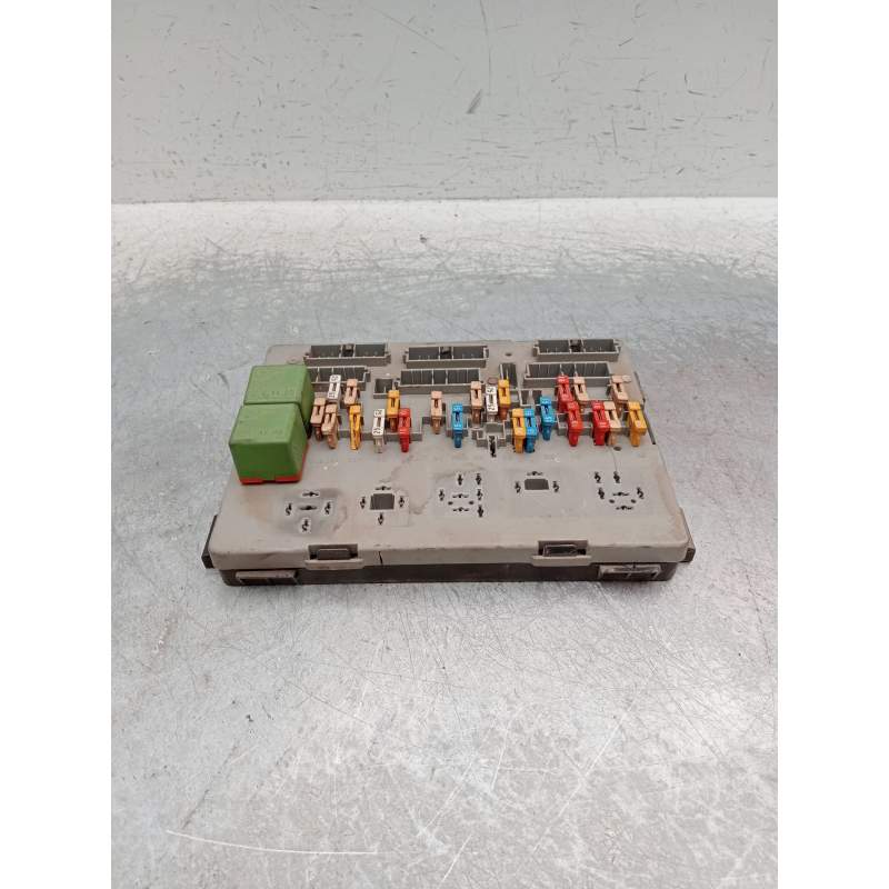 Recambio de caja reles / fusibles para peugeot 405 i (15b) 1.8 turbo diesel referencia OEM IAM   