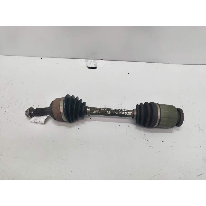 Recambio de transmision delantera izquierda para kia sorento 2.5 crdi vgt ex1 referencia OEM IAM   