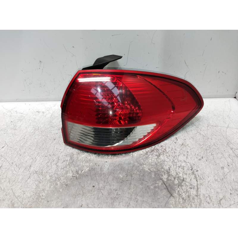Recambio de piloto trasero derecho para subaru tribeca b9 classic referencia OEM IAM   