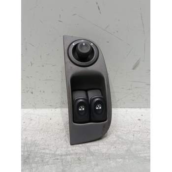 MANDO ELEVALUNAS DELANTERO IZQUIERDO 7700429992F 429994K 1999