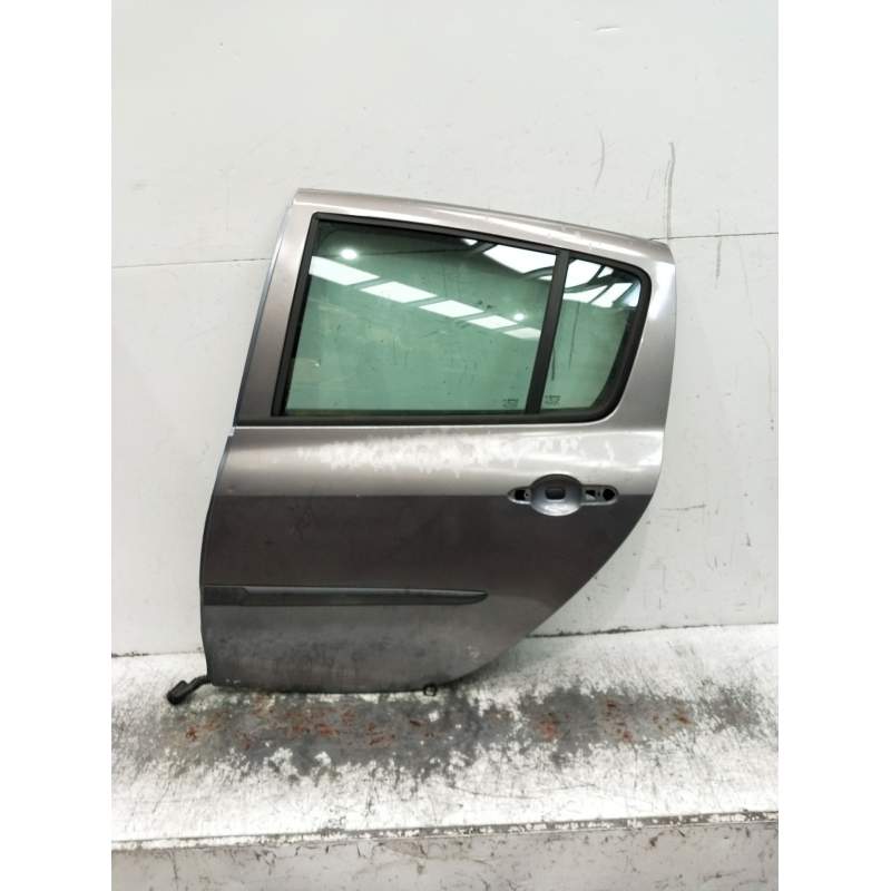 Recambio de puerta trasera izquierda para peugeot 208 i (ca_, cc_) 1.4 hdi referencia OEM IAM  5P 2012