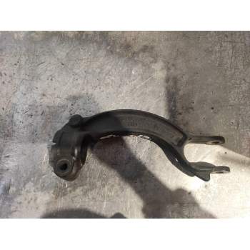 BRAZO SUSPENSION SUPERIOR DELANTERO DERECHO 8K0413K 