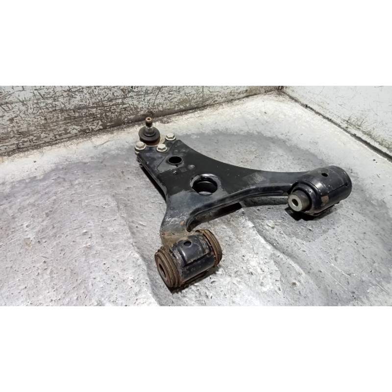 Recambio de brazo suspension inferior delantero izquierdo para mercedes-benz clase a (w169) a 150 a-edition (169.031) referencia