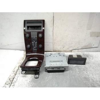 SISTEMA AUDIO / RADIO CD 30752889AD 1CD16F 2004