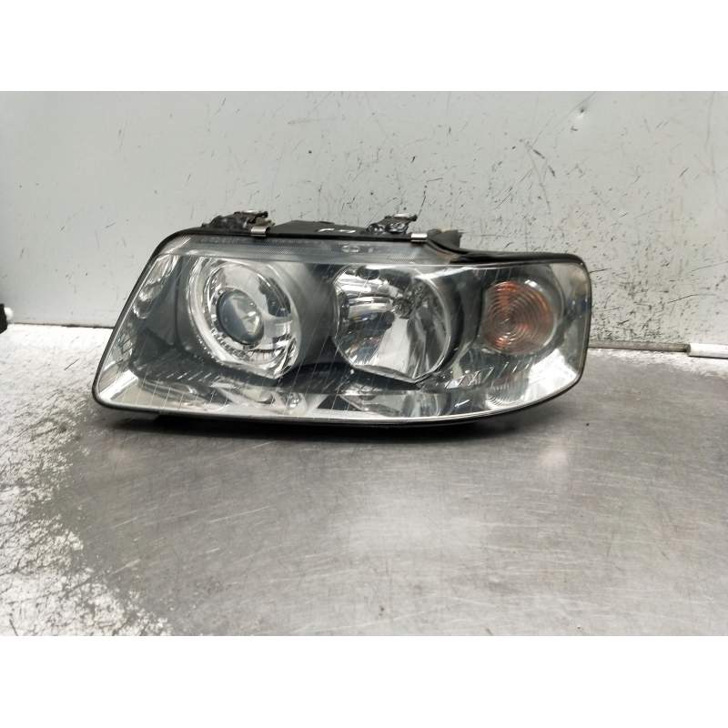 Recambio de faro izquierdo para audi a3 (8l) 1.6 ambiente referencia OEM IAM 5DV00776015 XENON 2000