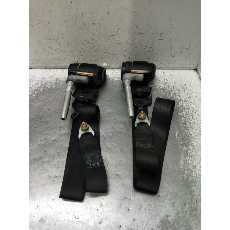 Recambio de juego cinturones delantero para mercedes-benz clase e (w124) berlina referencia OEM IAM  4P 1989