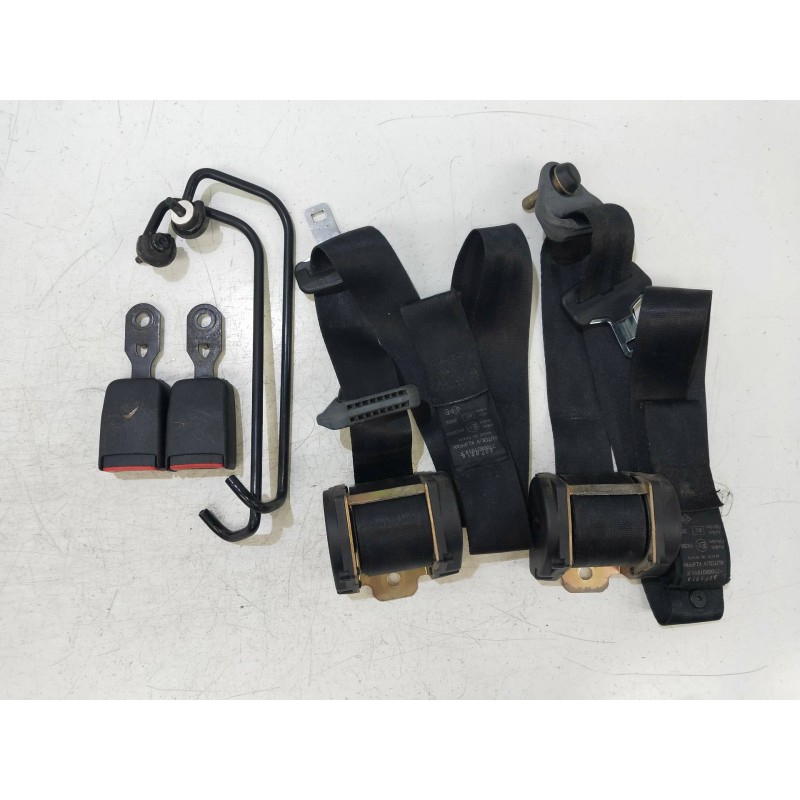 Recambio de juego cinturones delantero para renault twingo (co6) 1.3 cat referencia OEM IAM   3P