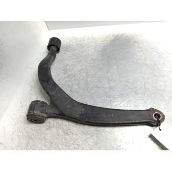 BRAZO SUSPENSION INFERIOR DELANTERO DERECHO 30G 2000