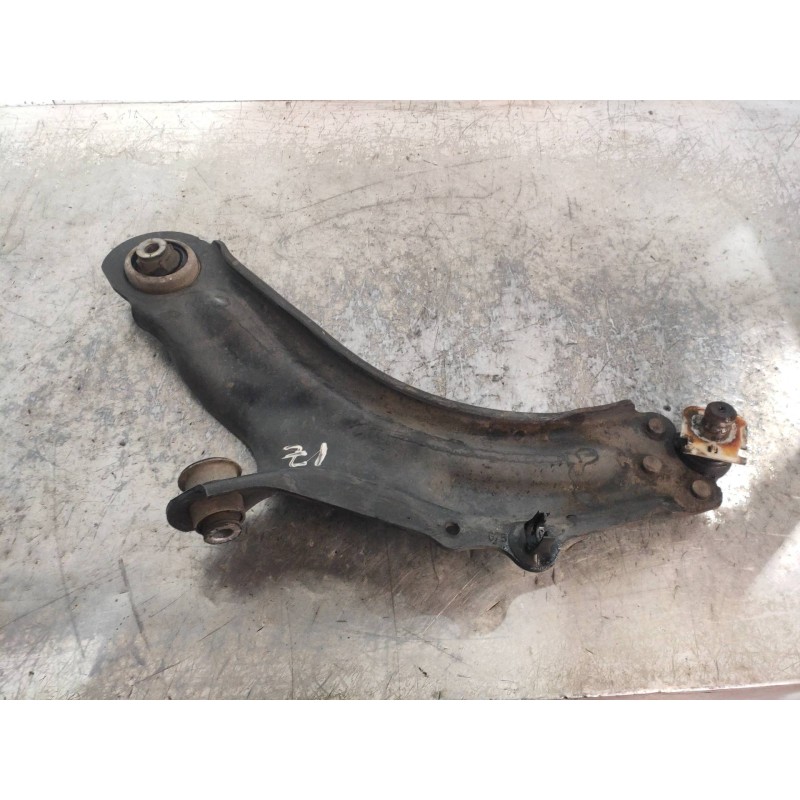 Recambio de brazo suspension inferior delantero izquierdo para renault kangoo authentique referencia OEM IAM   