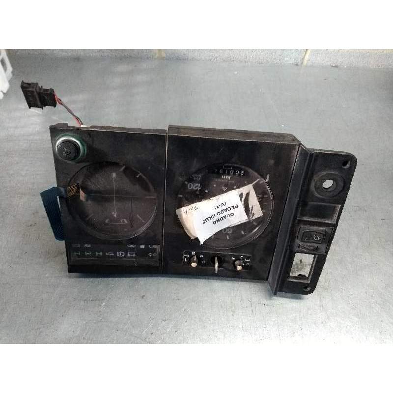 Recambio de cuadro instrumentos para pegaso 3046/10 referencia OEM IAM   