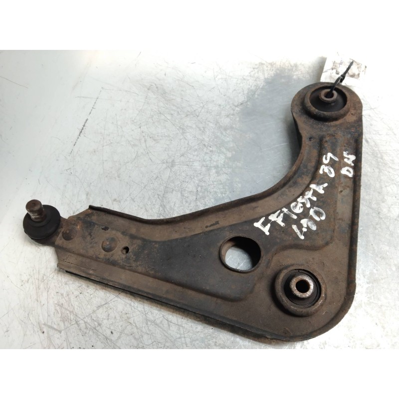 Recambio de brazo suspension inferior delantero derecho para ford fiesta berl./courier referencia OEM IAM   