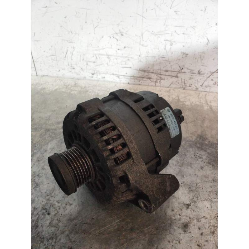 Recambio de alternador para ssangyong rexton 2.7 turbodiesel cat referencia OEM IAM A6641540002  