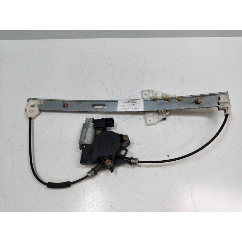 Recambio de elevalunas delantero derecho para mazda 3 berlina (bk) 2.0 16v cat referencia OEM IAM   4P