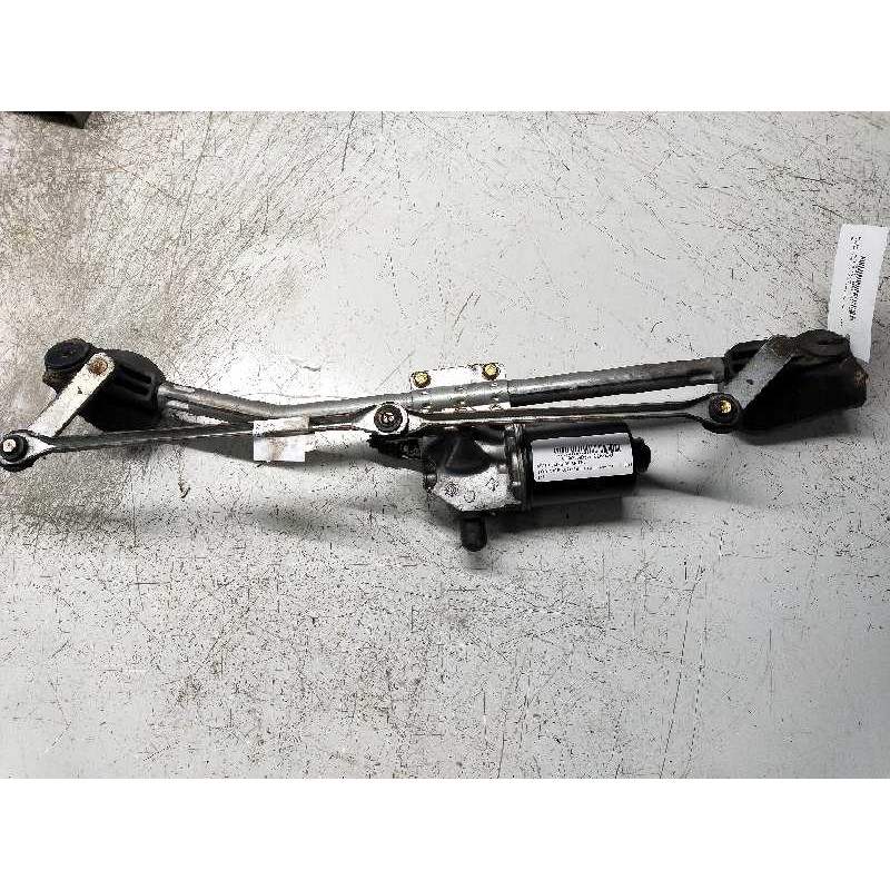 Recambio de motor limpia delantero para toyota corolla (e12) 2.0 turbodiesel cat referencia OEM IAM   