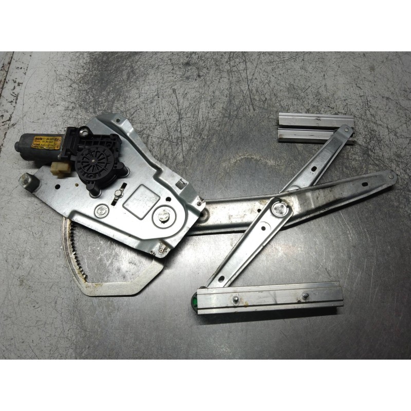 Recambio de elevalunas delantero derecho para saab 9-5 familiar 1.9 tid vector referencia OEM IAM 5184825 5184841 5P