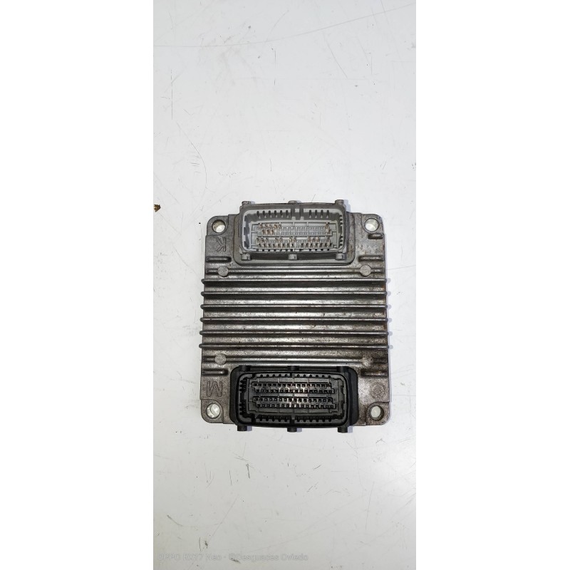 Recambio de centralita motor uce para chevrolet evanda cdx referencia OEM IAM 12211619  