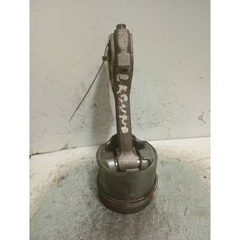 PISTON 19DCI 2002