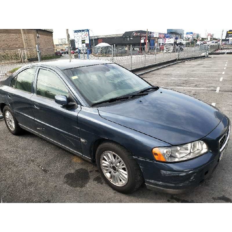 volvo s60 berlina del año 2005