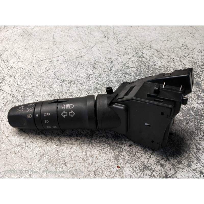 Recambio de mando luces para nissan almera (n16/e) acenta referencia OEM IAM 25540AV600  2002