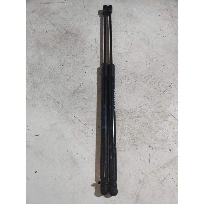 Recambio de amortiguadores maletero / porton para peugeot 5008 allure referencia OEM IAM 9683738180  2012