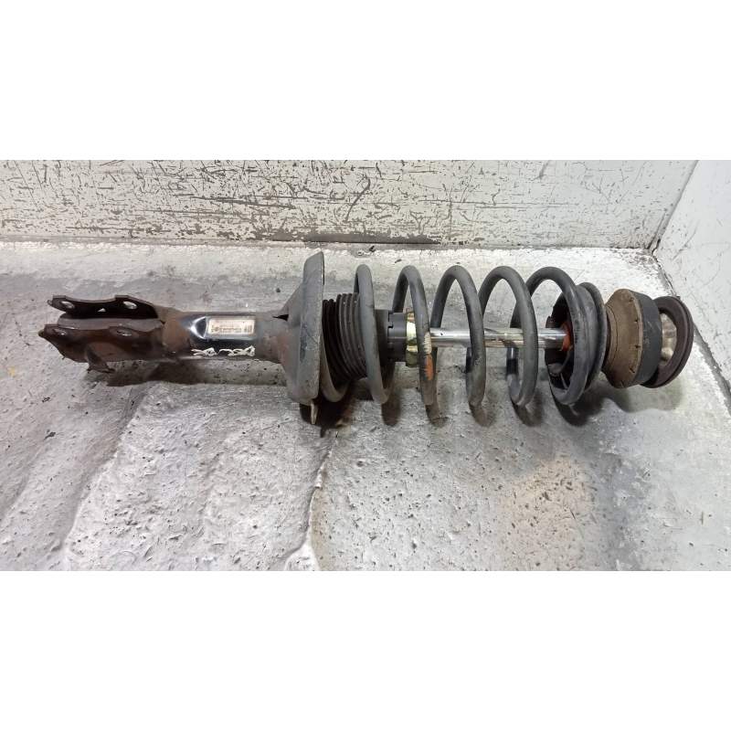 Recambio de amortiguador delantero derecho para volkswagen polo classic (6v2) básico referencia OEM IAM 6K0413031E 31E6K2 