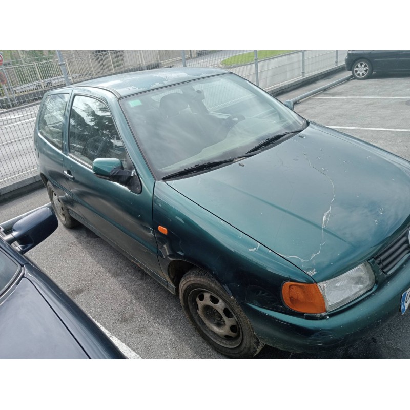 volkswagen polo berlina (6n1) del año 1997