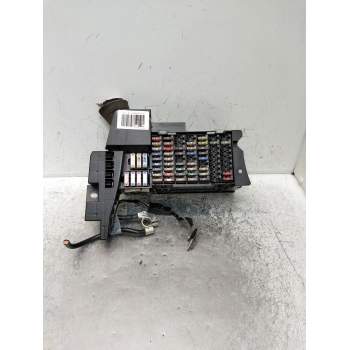 CAJA RELES / FUSIBLES 1695451740 200CDI 2008