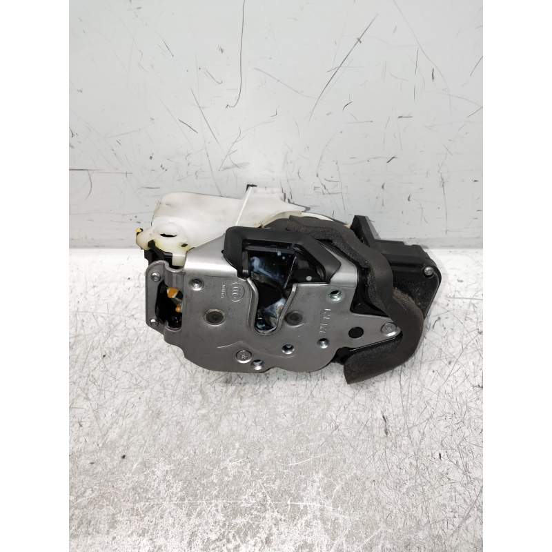 Recambio de motor cierre centralizado delantero derecho para chevrolet aveo berlina hatchback lt referencia OEM IAM   5P