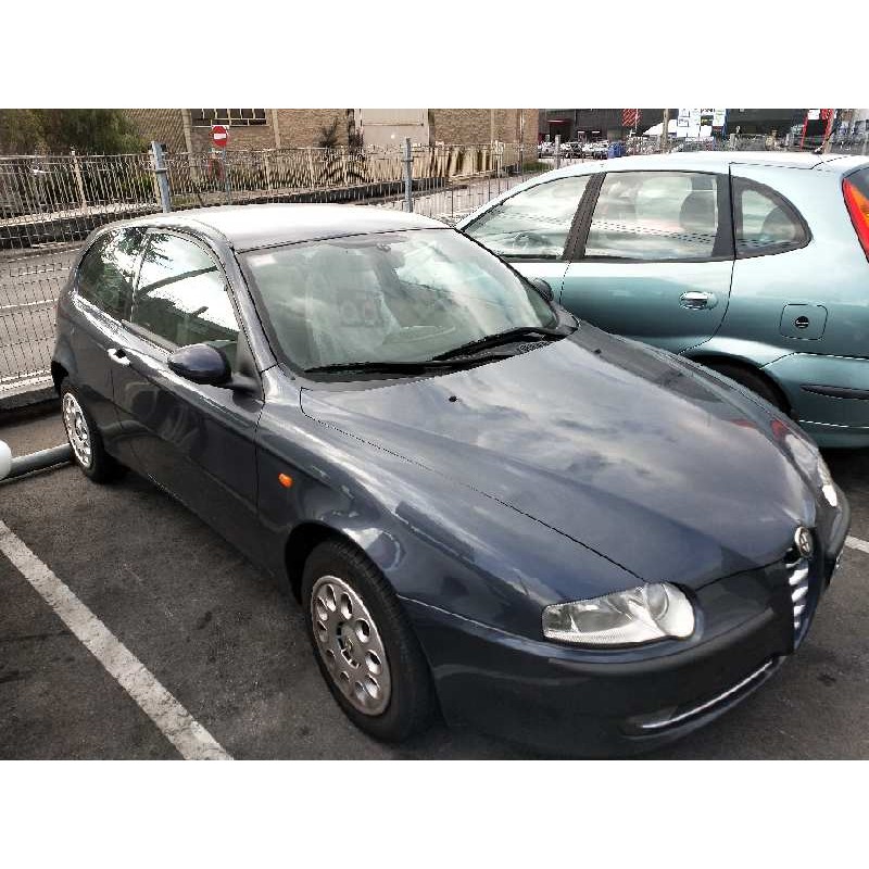 alfa romeo 147 (190) del año 2001