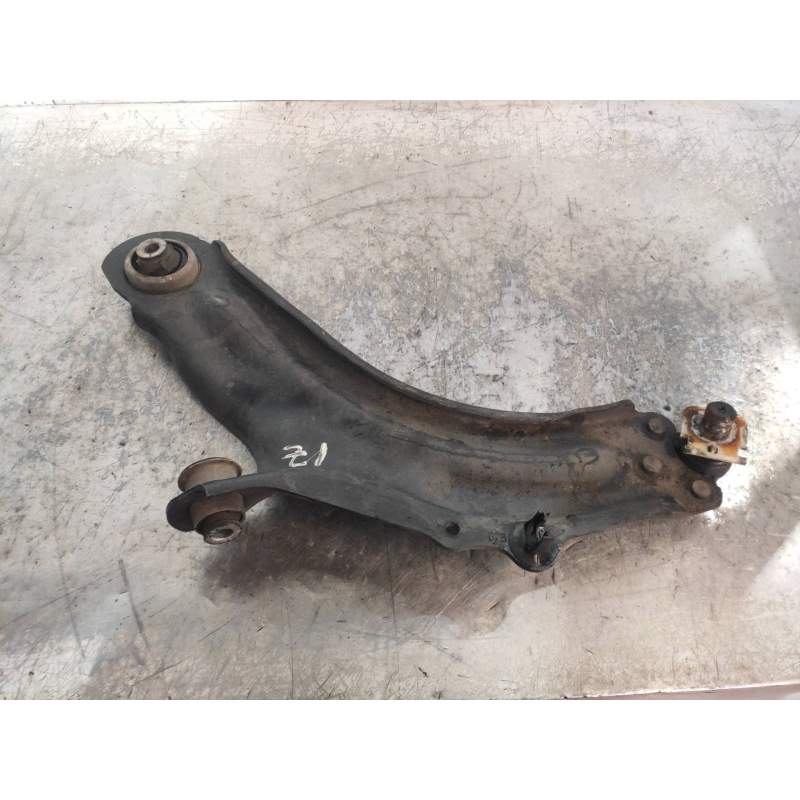 Recambio de brazo suspension inferior delantero izquierdo para renault kangoo authentique referencia OEM IAM  15DCI 08