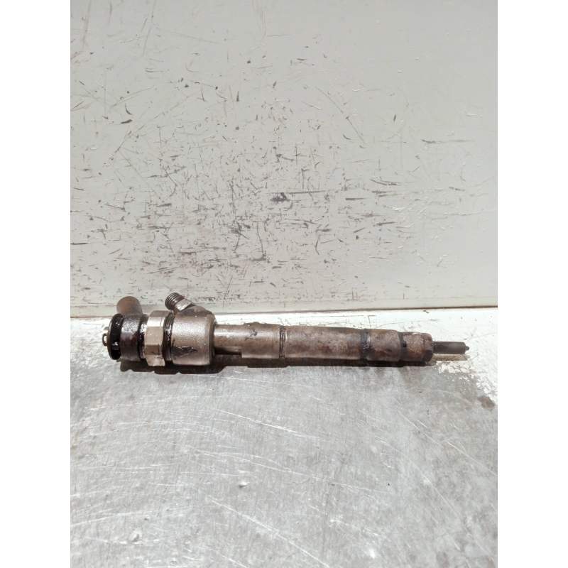 Recambio de inyector para mercedes-benz clase b (w245) referencia OEM IAM A6480700787 BOSCH 2008