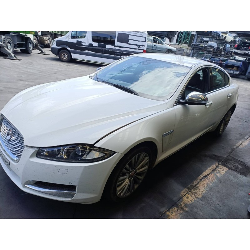 jaguar xf del año 2014