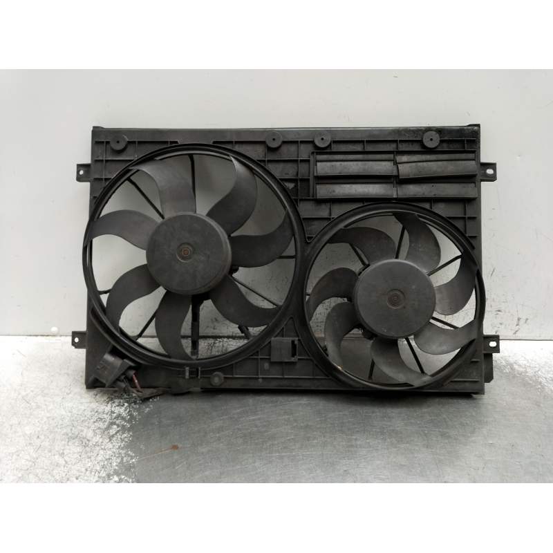 Recambio de electroventilador para volkswagen passat b6 (3c2) 2.0 tdi 16v referencia OEM IAM 1K0121207AT 20TDI 2005