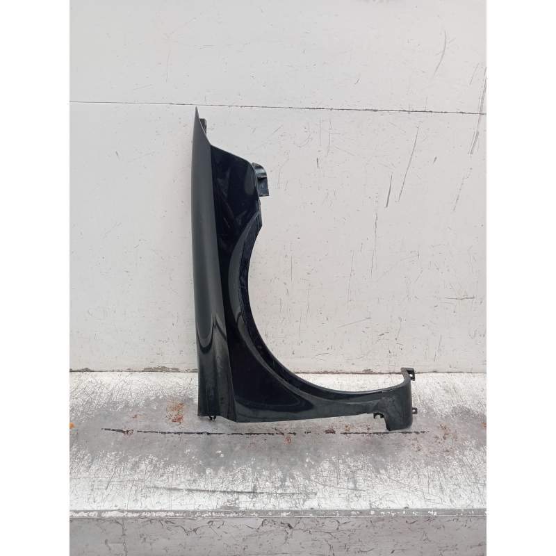 Recambio de aleta delantera derecha para renault laguna ii (bg0/1_) 2.2 dci (bg0f) referencia OEM IAM   2005