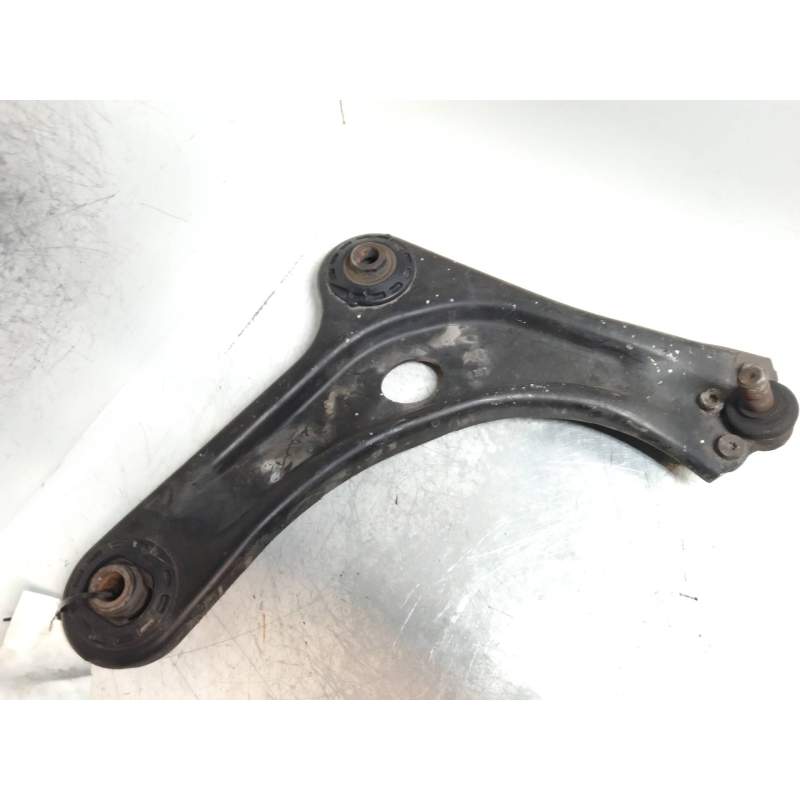 Recambio de brazo suspension inferior delantero derecho para citroën c2 furio referencia OEM IAM   