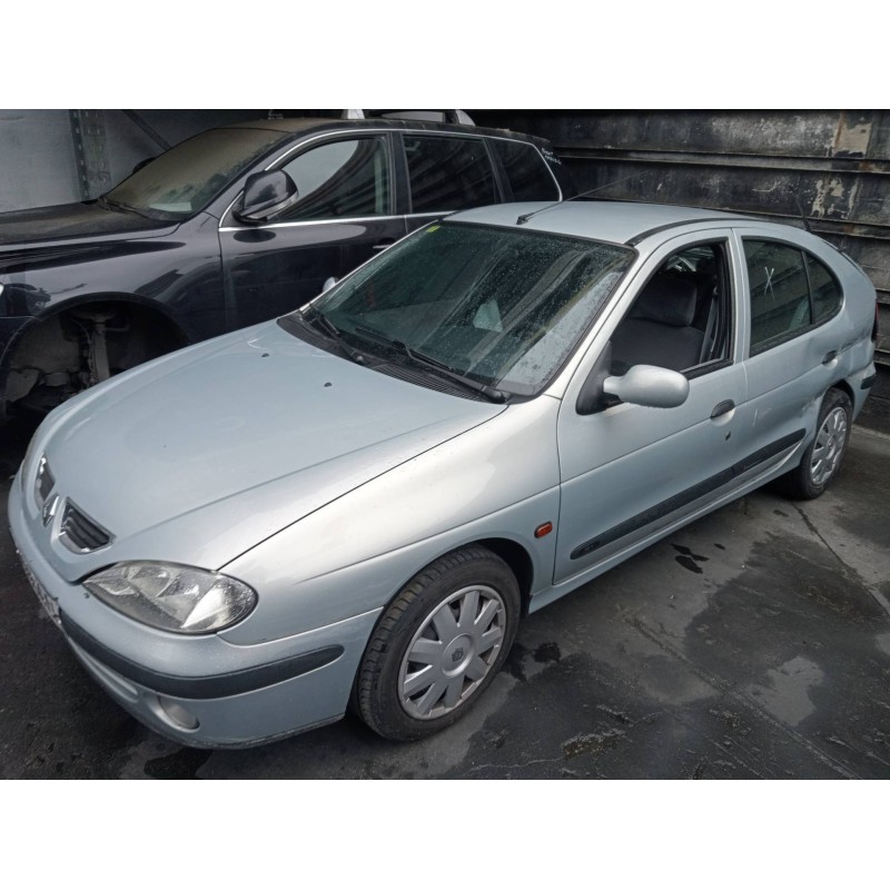 renault megane i fase 2 berlina (ba0) del año 2000